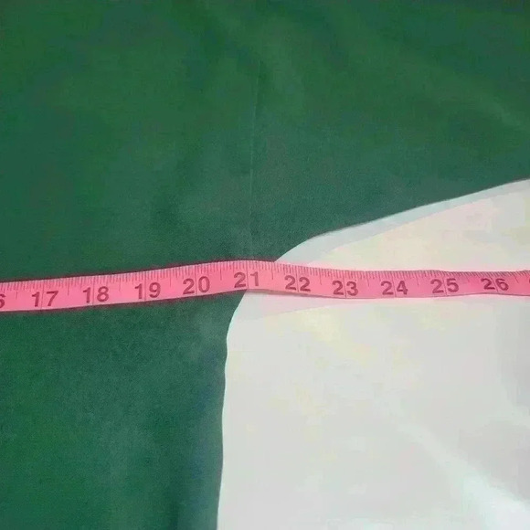 Lord & Taylor Emerald Green Blouse Keyhole - Picture 10 of 15